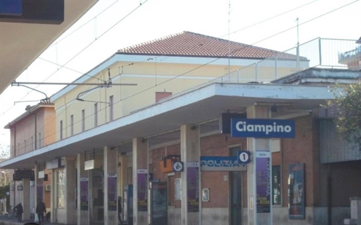 Apartamento Ciampino Luxe -15Min Termini, Airport And Train Station - Exterior foto